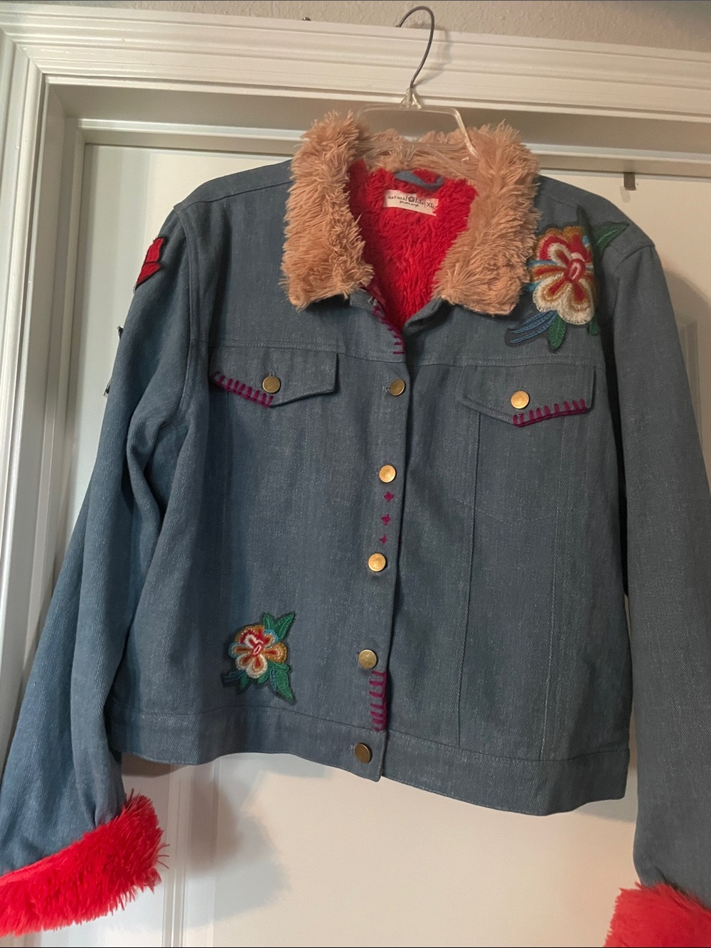 NATURAL LIFE Blue Jean Jacket with Floral Embroidery & Tan Collar